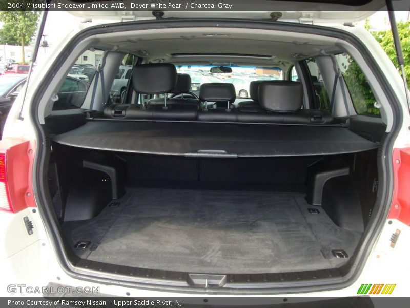 Dover White Pearl / Charcoal Gray 2004 Mitsubishi Endeavor Limited AWD