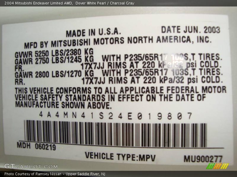 Dover White Pearl / Charcoal Gray 2004 Mitsubishi Endeavor Limited AWD