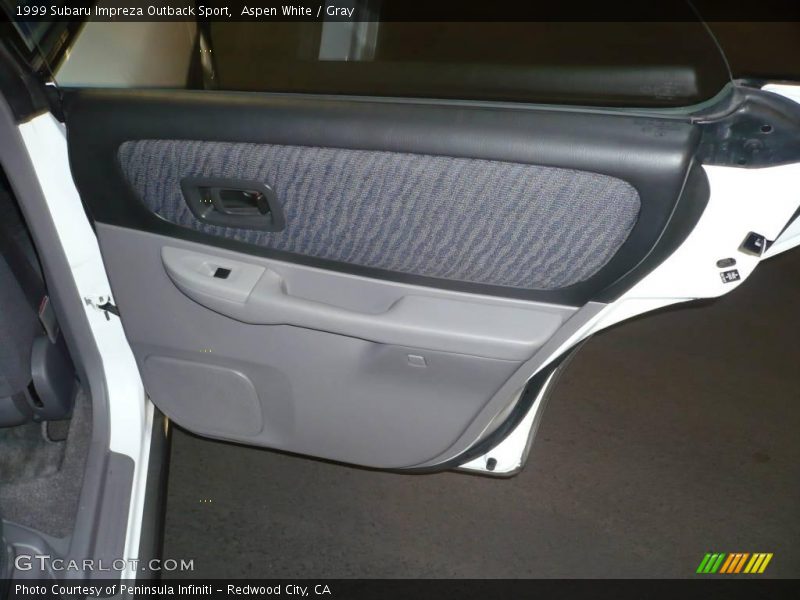 Aspen White / Gray 1999 Subaru Impreza Outback Sport