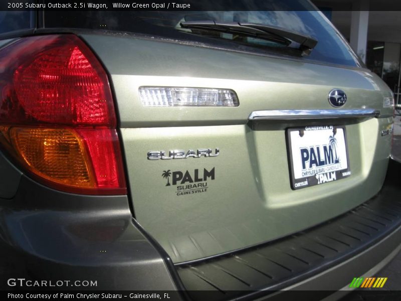 Willow Green Opal / Taupe 2005 Subaru Outback 2.5i Wagon