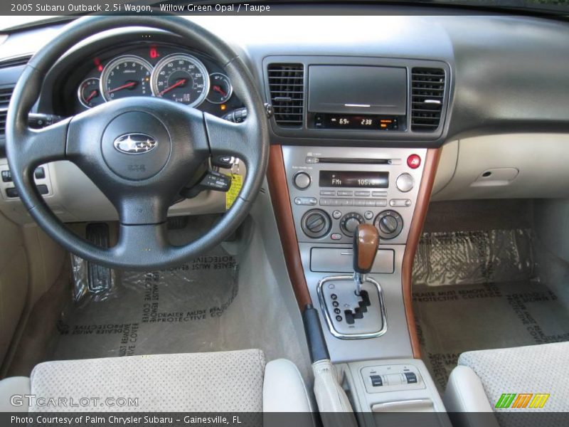 Willow Green Opal / Taupe 2005 Subaru Outback 2.5i Wagon