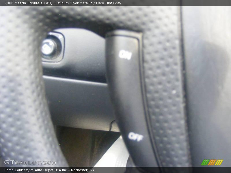 Platinum Silver Metallic / Dark Flint Gray 2006 Mazda Tribute s 4WD