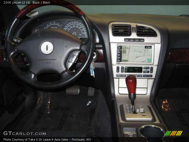 Black / Black 2006 Lincoln LS V8