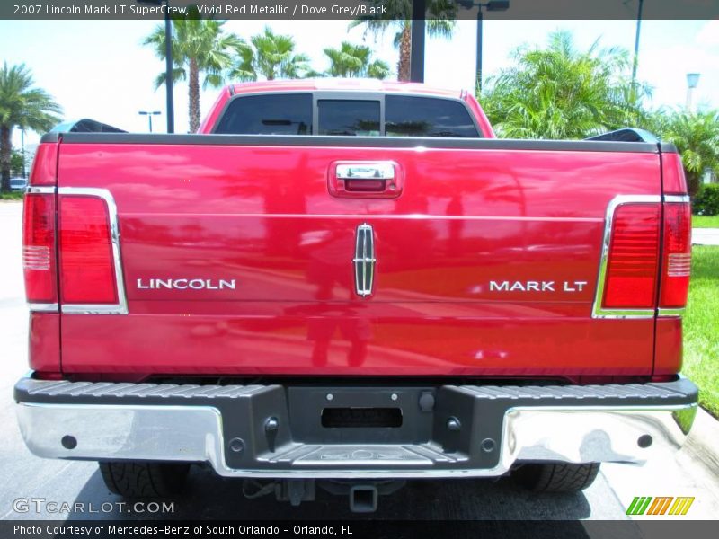 Vivid Red Metallic / Dove Grey/Black 2007 Lincoln Mark LT SuperCrew