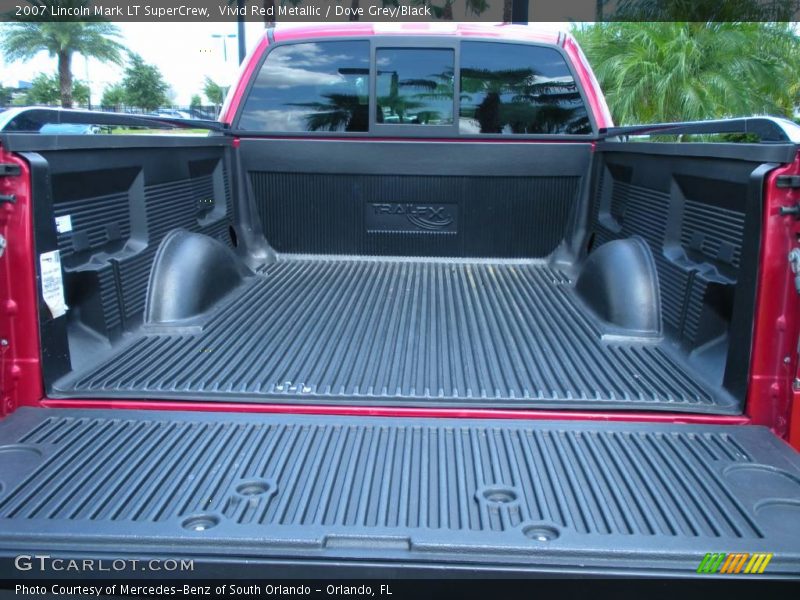 Vivid Red Metallic / Dove Grey/Black 2007 Lincoln Mark LT SuperCrew