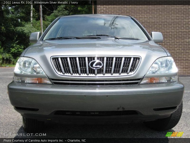 Millennium Silver Metallic / Ivory 2002 Lexus RX 300