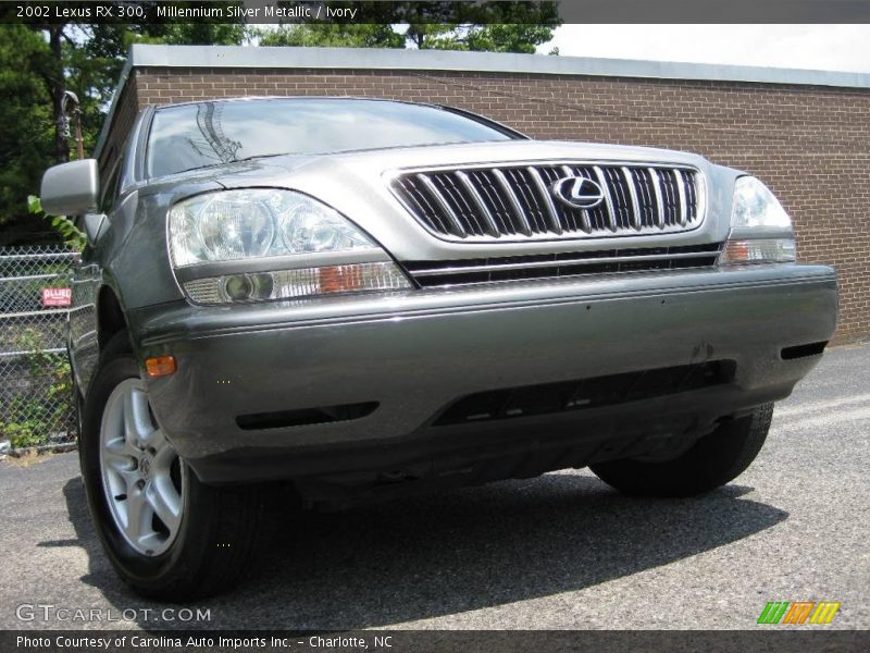 Millennium Silver Metallic / Ivory 2002 Lexus RX 300