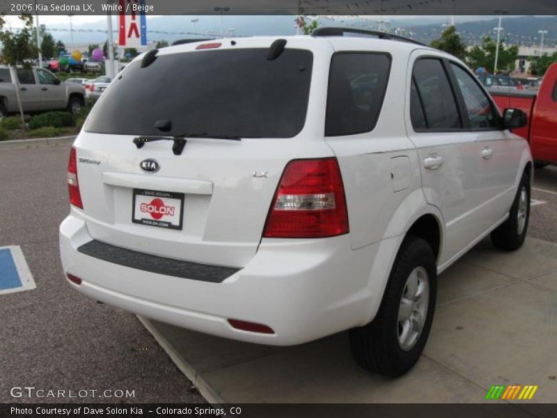 White / Beige 2006 Kia Sedona LX