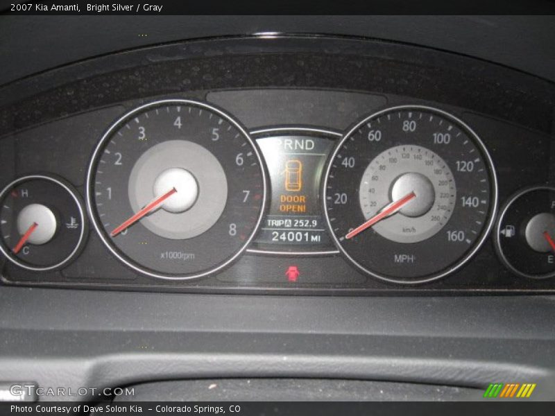 Bright Silver / Gray 2007 Kia Amanti