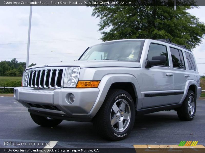 Bright Silver Metallic / Dark Slate Gray/Light Graystone 2009 Jeep Commander Sport