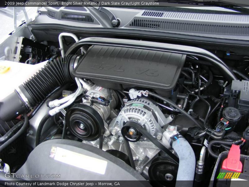 Bright Silver Metallic / Dark Slate Gray/Light Graystone 2009 Jeep Commander Sport