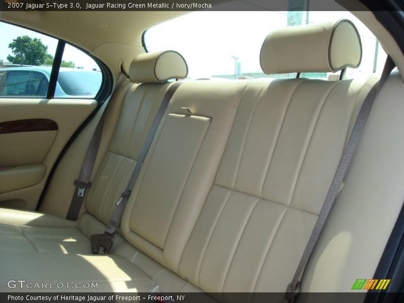 Jaguar Racing Green Metallic / Ivory/Mocha 2007 Jaguar S-Type 3.0