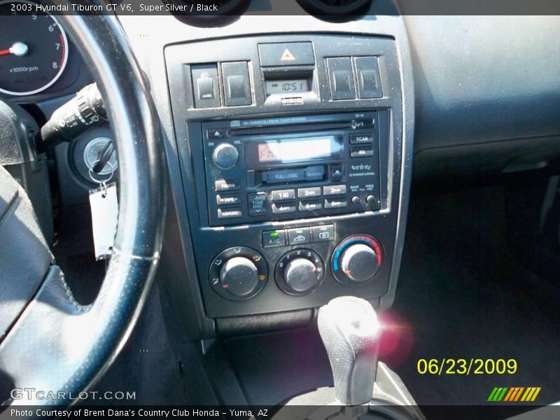 Super Silver / Black 2003 Hyundai Tiburon GT V6