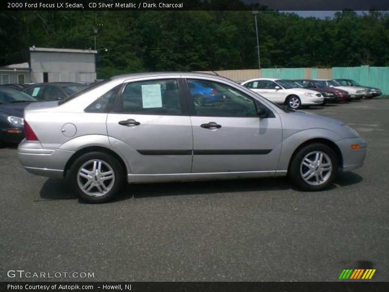 CD Silver Metallic / Dark Charcoal 2000 Ford Focus LX Sedan