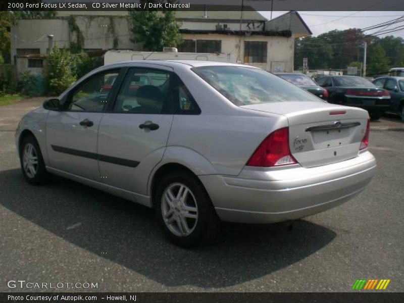 CD Silver Metallic / Dark Charcoal 2000 Ford Focus LX Sedan