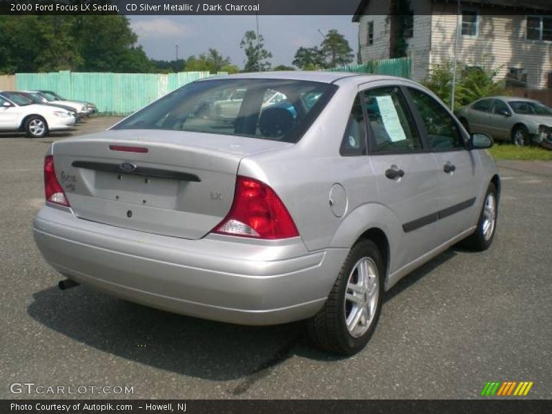 CD Silver Metallic / Dark Charcoal 2000 Ford Focus LX Sedan