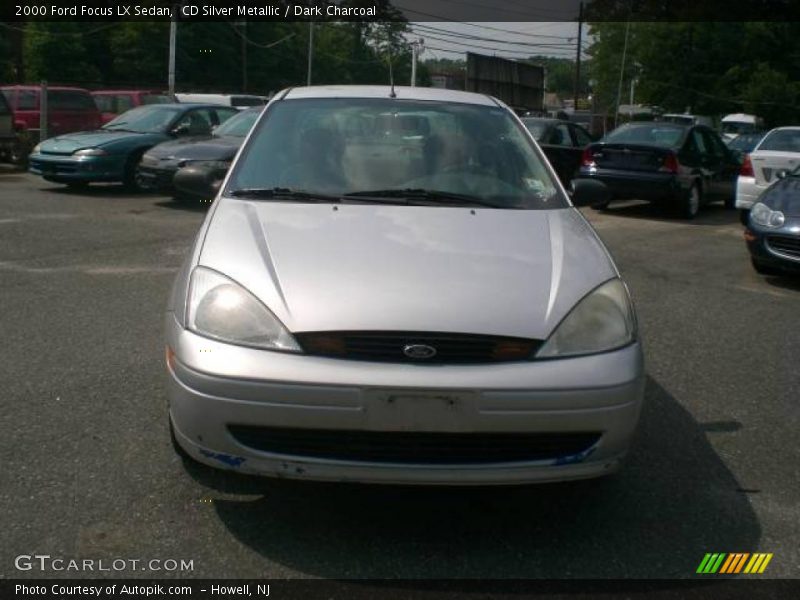 CD Silver Metallic / Dark Charcoal 2000 Ford Focus LX Sedan