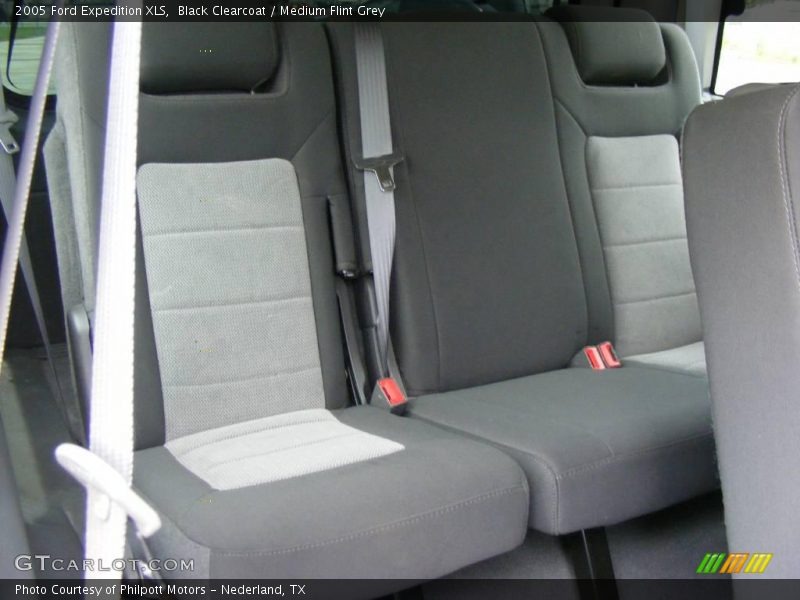 Black Clearcoat / Medium Flint Grey 2005 Ford Expedition XLS
