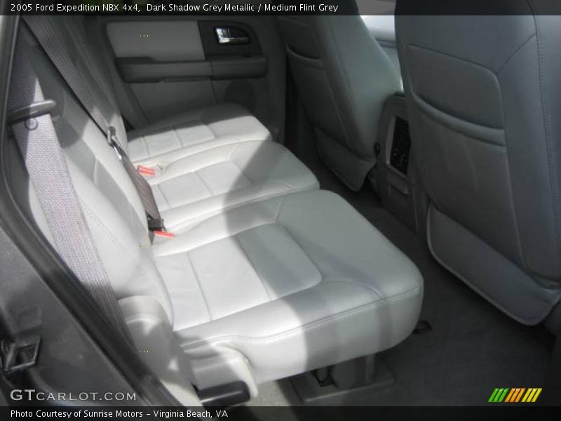 Dark Shadow Grey Metallic / Medium Flint Grey 2005 Ford Expedition NBX 4x4