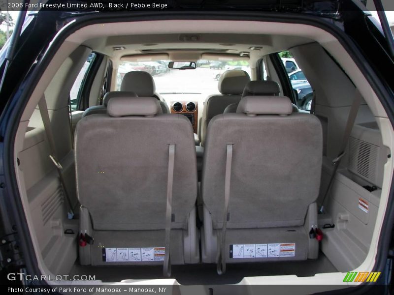 Black / Pebble Beige 2006 Ford Freestyle Limited AWD