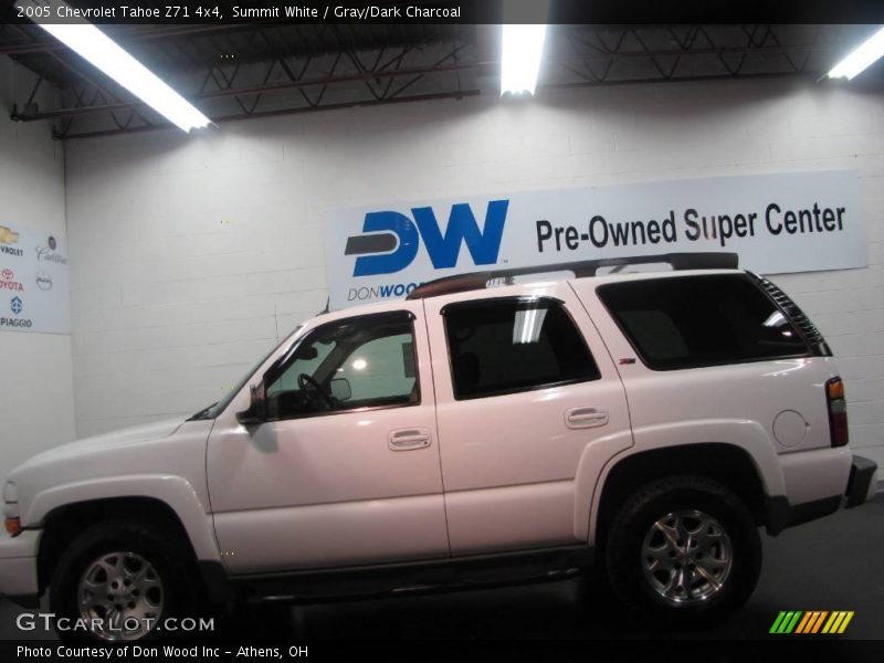 Summit White / Gray/Dark Charcoal 2005 Chevrolet Tahoe Z71 4x4