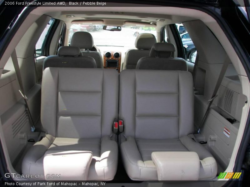 Black / Pebble Beige 2006 Ford Freestyle Limited AWD