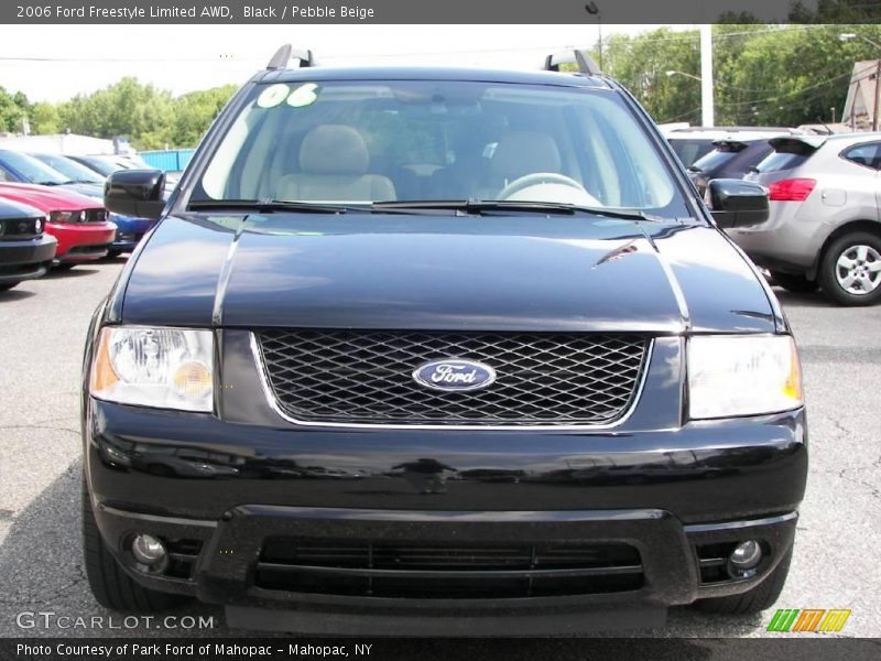Black / Pebble Beige 2006 Ford Freestyle Limited AWD