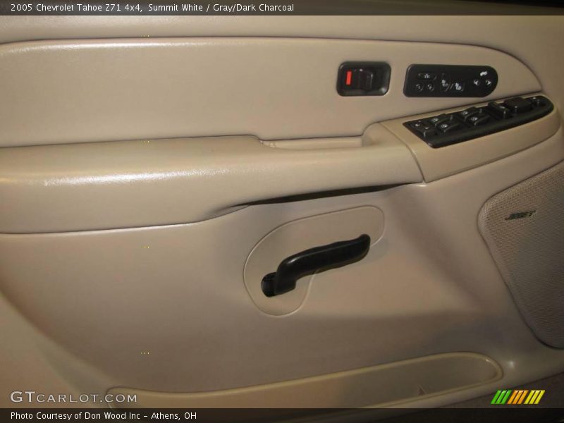 Summit White / Gray/Dark Charcoal 2005 Chevrolet Tahoe Z71 4x4