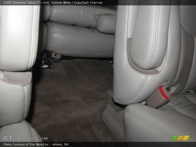 Summit White / Gray/Dark Charcoal 2005 Chevrolet Tahoe Z71 4x4