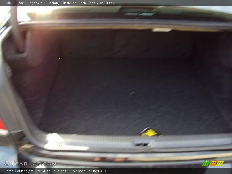 Obsidian Black Pearl / Off Black 2009 Subaru Legacy 2.5i Sedan