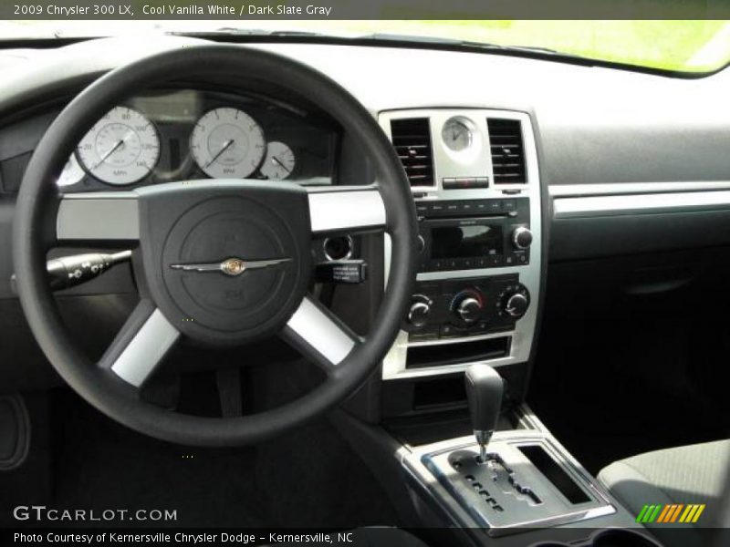 Cool Vanilla White / Dark Slate Gray 2009 Chrysler 300 LX
