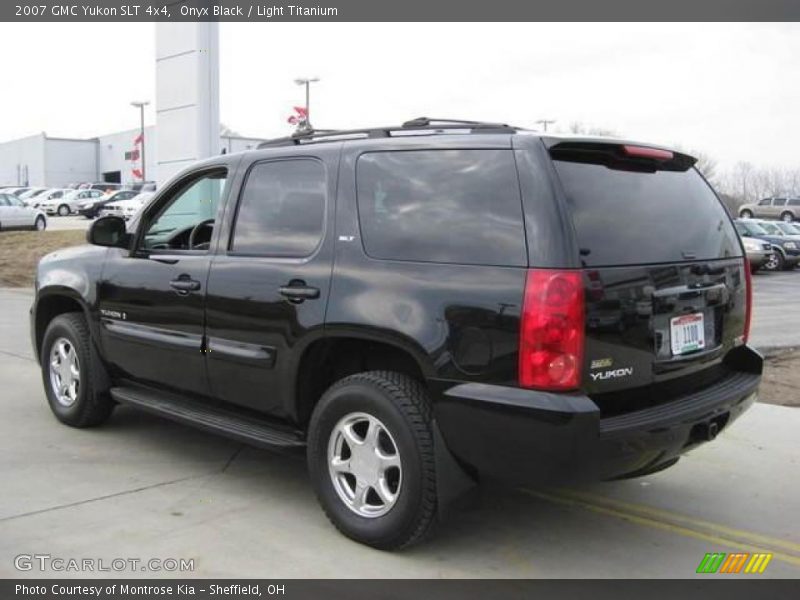 Onyx Black / Light Titanium 2007 GMC Yukon SLT 4x4