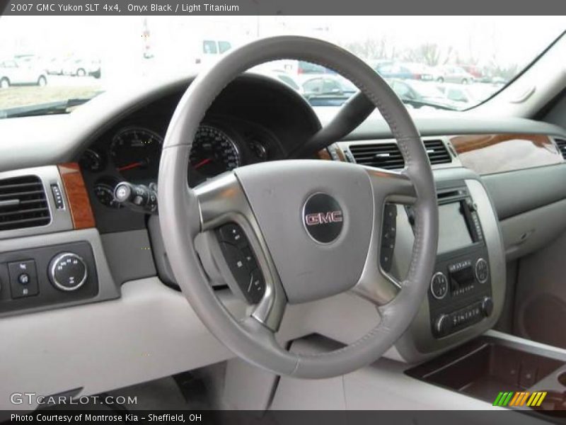 Onyx Black / Light Titanium 2007 GMC Yukon SLT 4x4