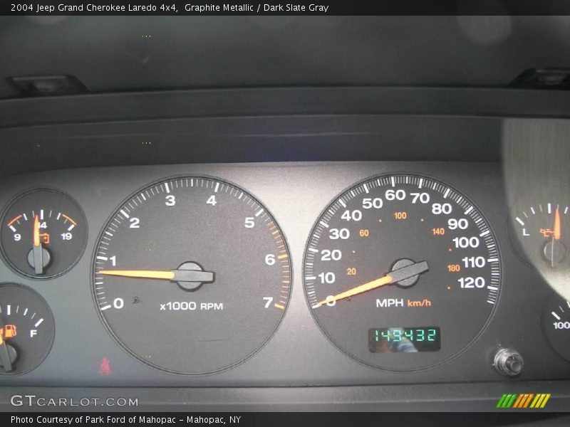 Graphite Metallic / Dark Slate Gray 2004 Jeep Grand Cherokee Laredo 4x4