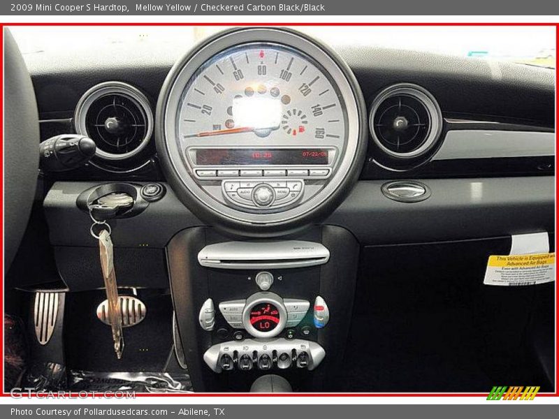 Mellow Yellow / Checkered Carbon Black/Black 2009 Mini Cooper S Hardtop