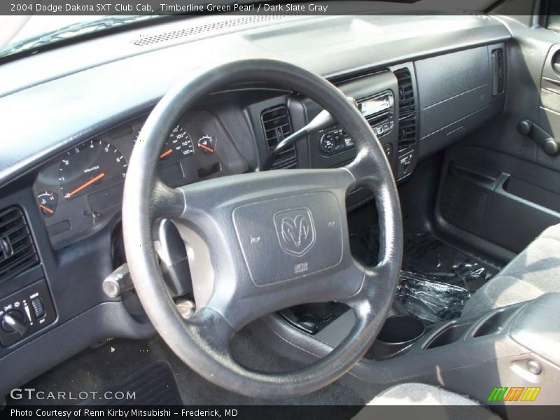 Timberline Green Pearl / Dark Slate Gray 2004 Dodge Dakota SXT Club Cab