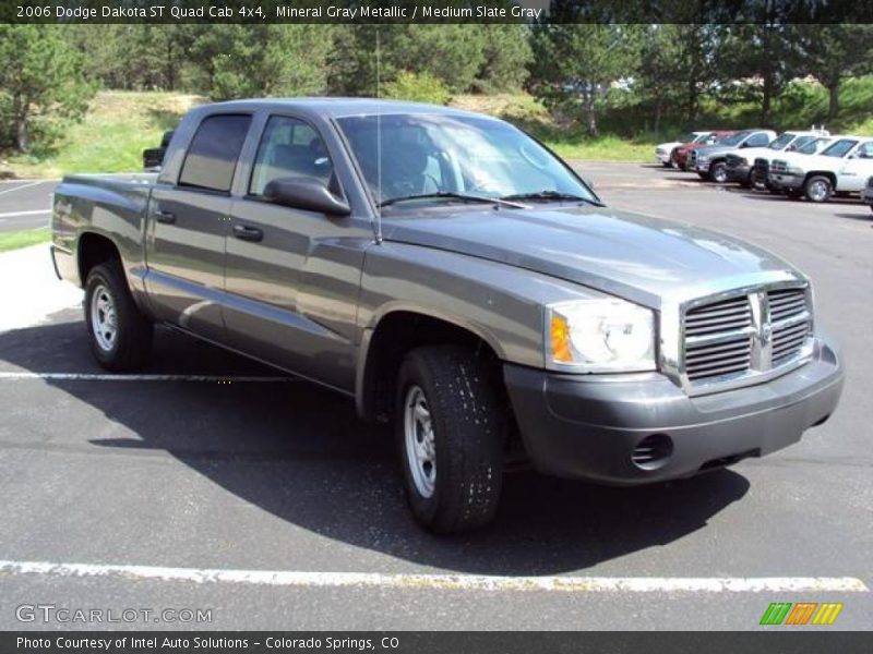 Mineral Gray Metallic / Medium Slate Gray 2006 Dodge Dakota ST Quad Cab 4x4