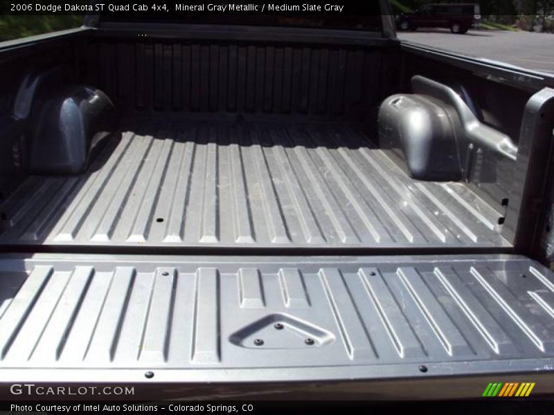 Mineral Gray Metallic / Medium Slate Gray 2006 Dodge Dakota ST Quad Cab 4x4