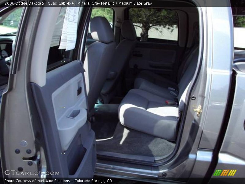 Mineral Gray Metallic / Medium Slate Gray 2006 Dodge Dakota ST Quad Cab 4x4