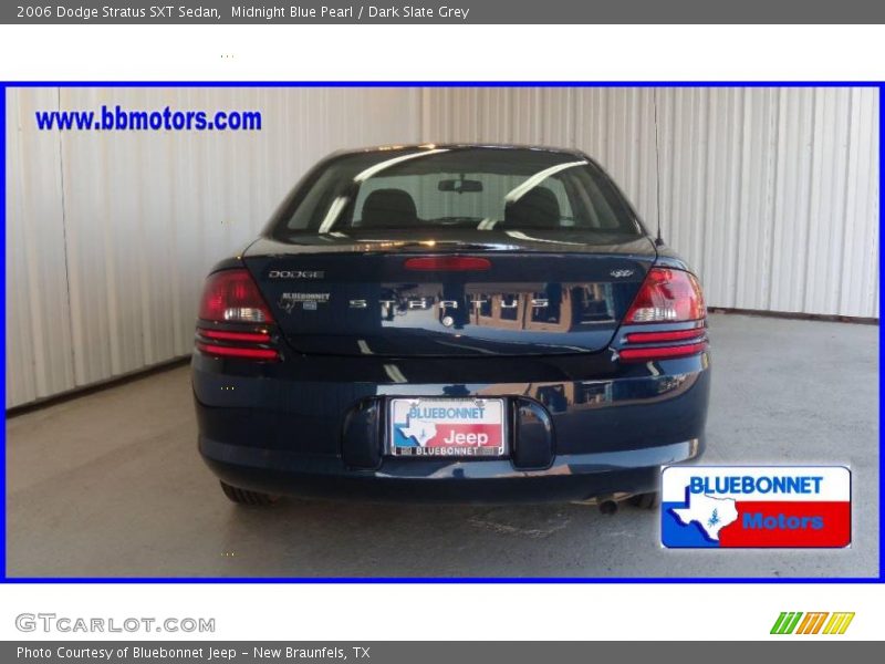 Midnight Blue Pearl / Dark Slate Grey 2006 Dodge Stratus SXT Sedan