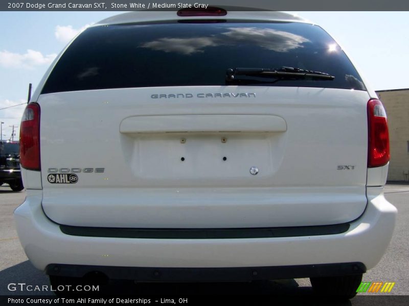 Stone White / Medium Slate Gray 2007 Dodge Grand Caravan SXT