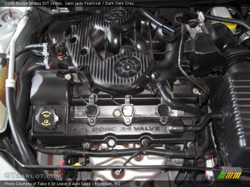 Satin Jade Pearlcoat / Dark Slate Grey 2006 Dodge Stratus SXT Sedan