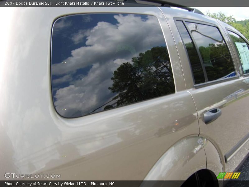 Light Khaki Metallic / Khaki Two-Tone 2007 Dodge Durango SLT