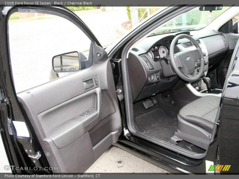 Black / Charcoal Black 2008 Ford Focus SE Sedan