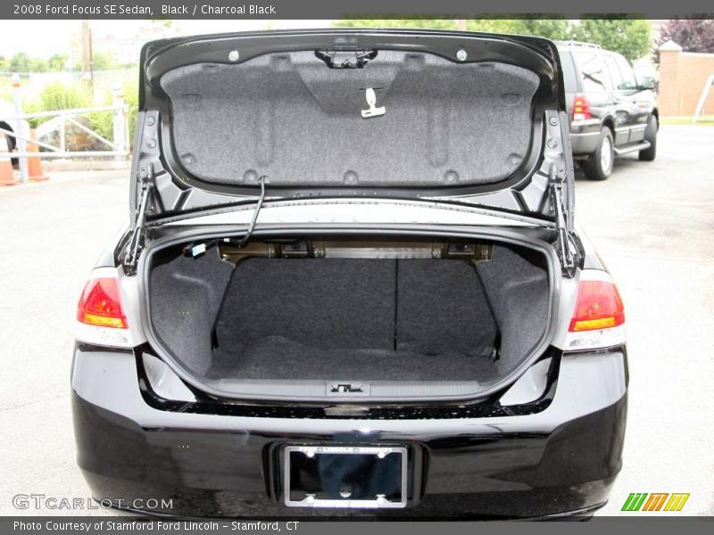 Black / Charcoal Black 2008 Ford Focus SE Sedan