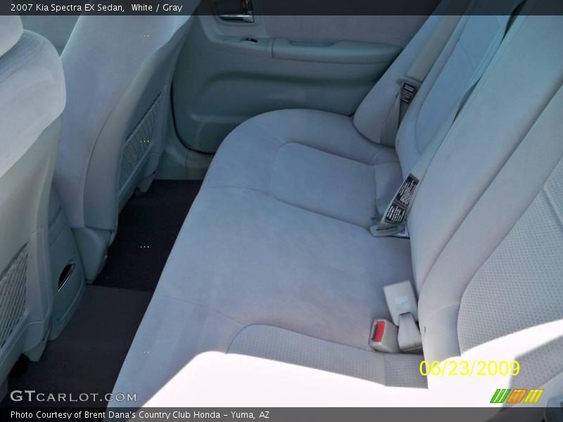 White / Gray 2007 Kia Spectra EX Sedan