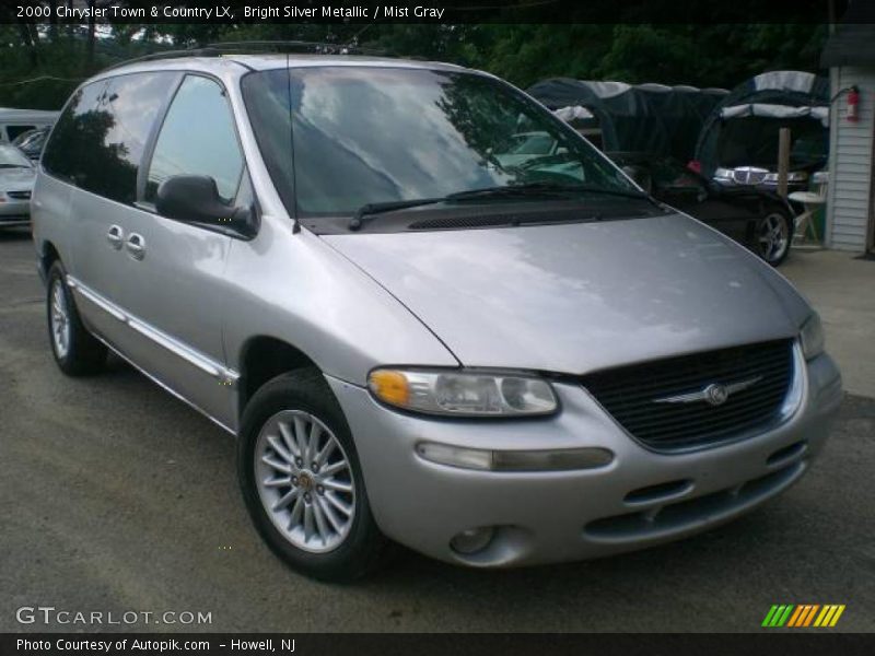 Bright Silver Metallic / Mist Gray 2000 Chrysler Town & Country LX