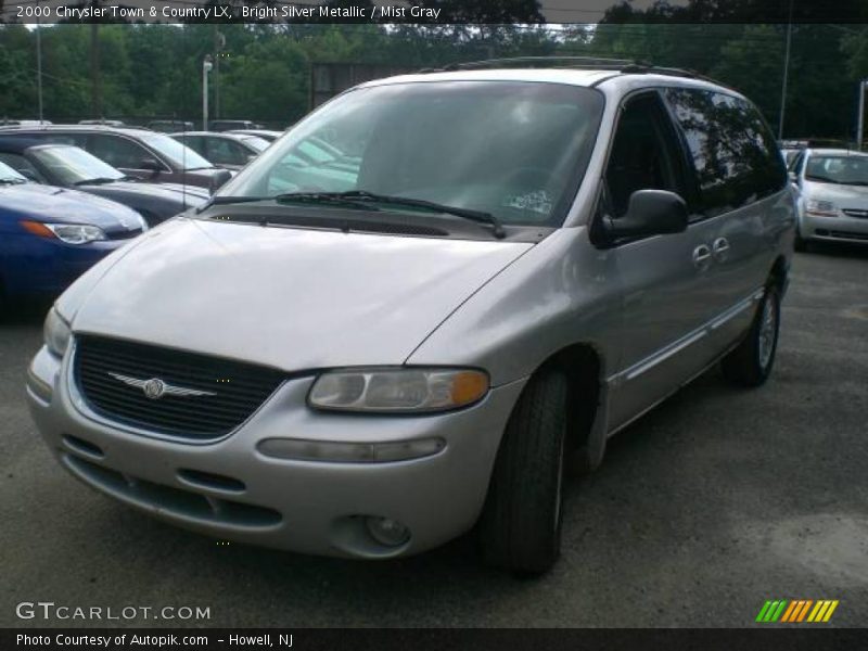 Bright Silver Metallic / Mist Gray 2000 Chrysler Town & Country LX