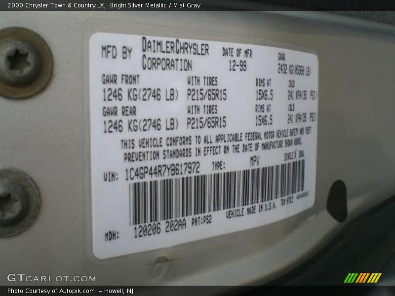 Bright Silver Metallic / Mist Gray 2000 Chrysler Town & Country LX