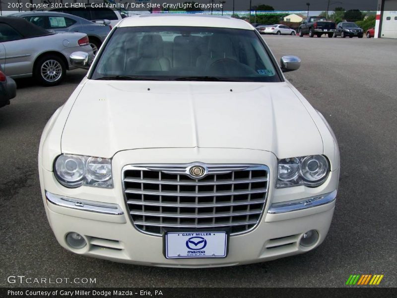 Cool Vanilla / Dark Slate Gray/Light Graystone 2005 Chrysler 300 C HEMI